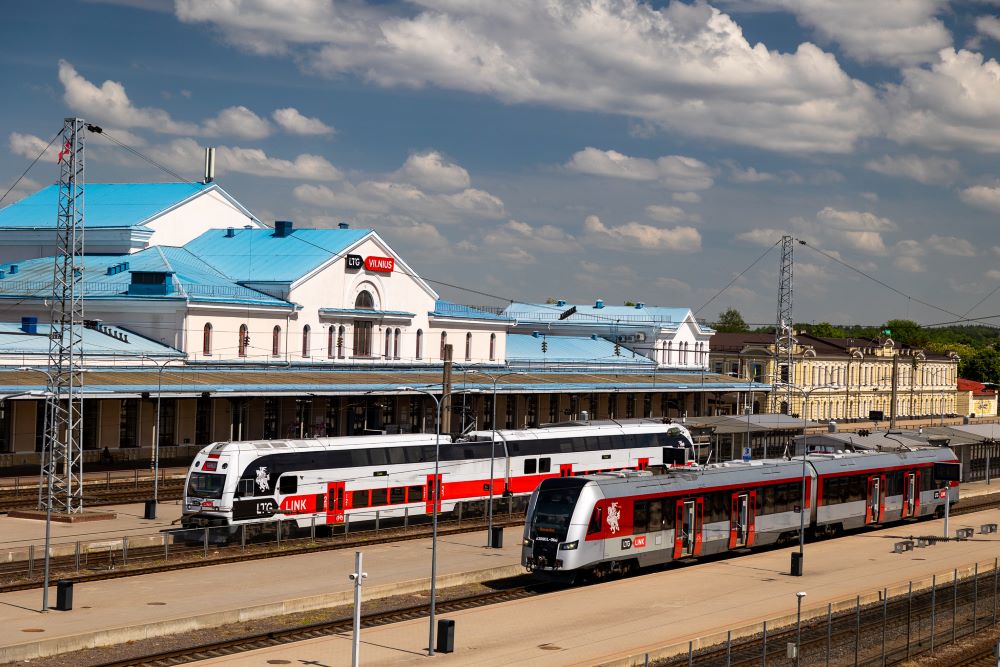 Program for the renewal of arrival - departure routes and other roads of the station