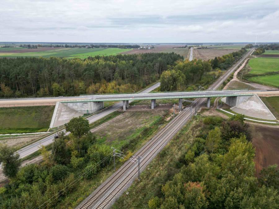 Rail Baltica dviejų lygių sankirta